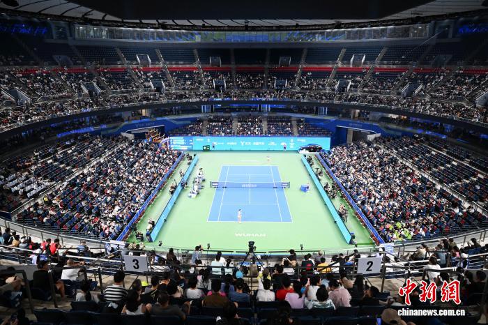 2025武汉网球公开赛开幕：中国金花双线出击彰显