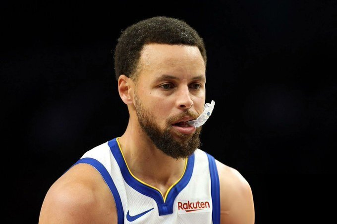 库里膝伤成赛季隐患 勇士决定休战至下赛季