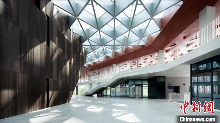 成都大运会绿色低碳实践推动公园城市建设