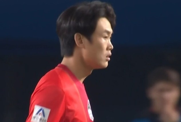 徐浩峰完成俱乐部百场里程碑 河南队主场战平武