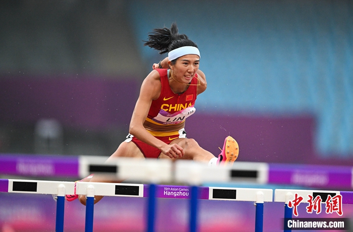 杭州亚运会女子100米栏决赛林雨薇夺金 吴艳妮抢
