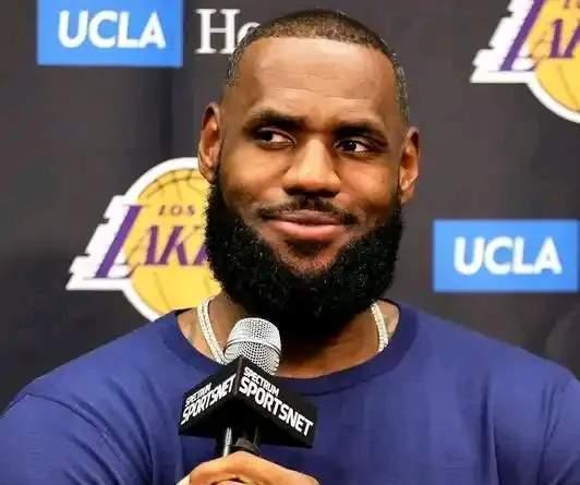 湖人双杀火箭詹姆斯创60年历史纪录