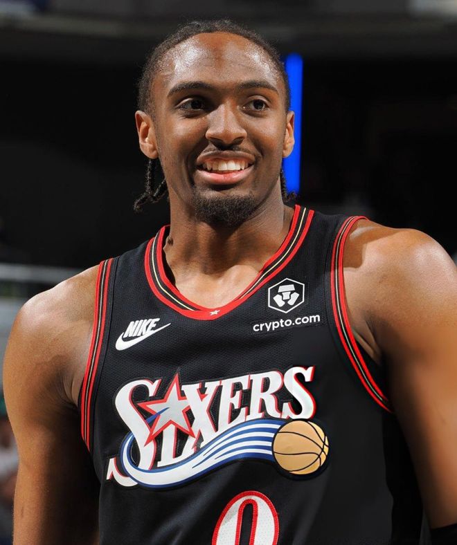 泰雷斯-马克西爆发砍31+6助 费城76人力克魔术锁定