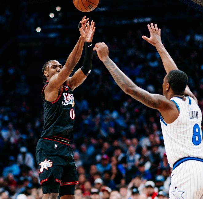 泰雷斯-马克西爆发砍31+6助 费城76人力克魔术锁定