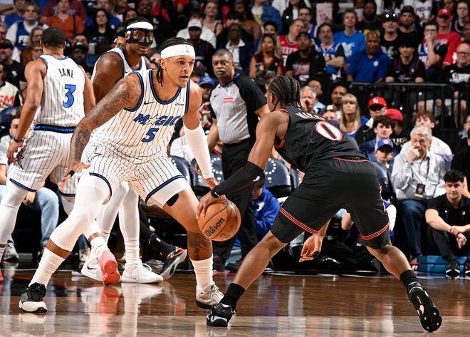 泰雷斯-马克西爆发砍31+6助 费城76人力克魔术锁定